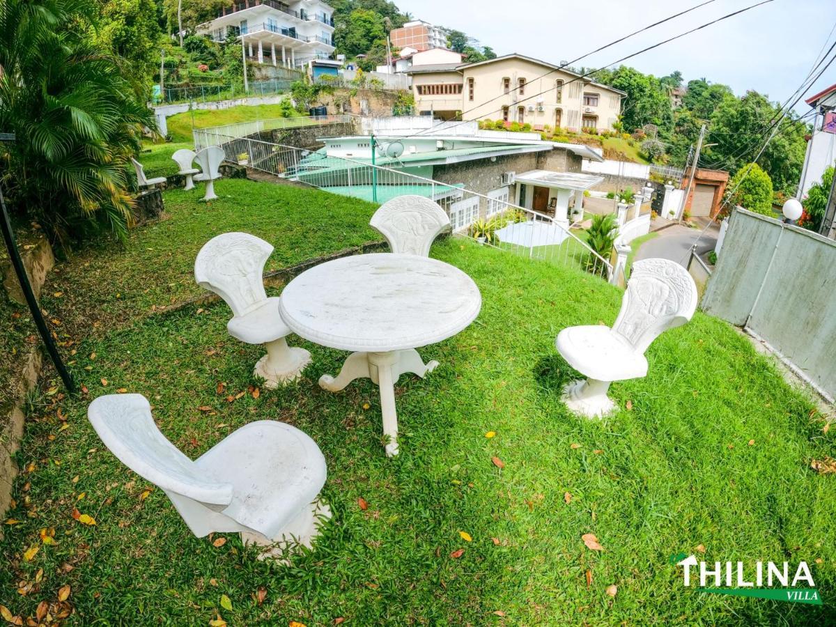 Thilina Villa Канди Екстериор снимка